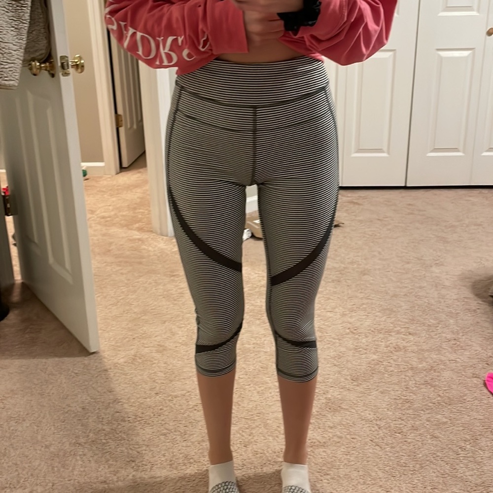 Calvin Klein Performance Legging - Picture 3 of 3